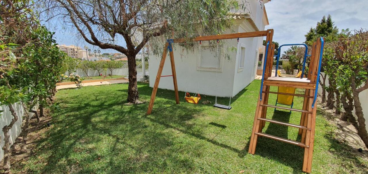 Sunset Villa By Laranjal Rentals Olhos de Água Kültér fotó